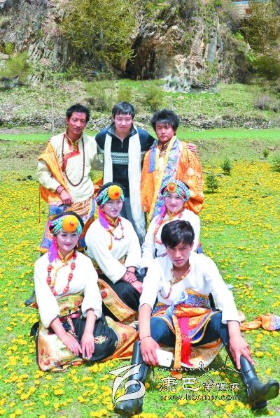 把美人裝進(jìn)心里，把美景留給眼睛