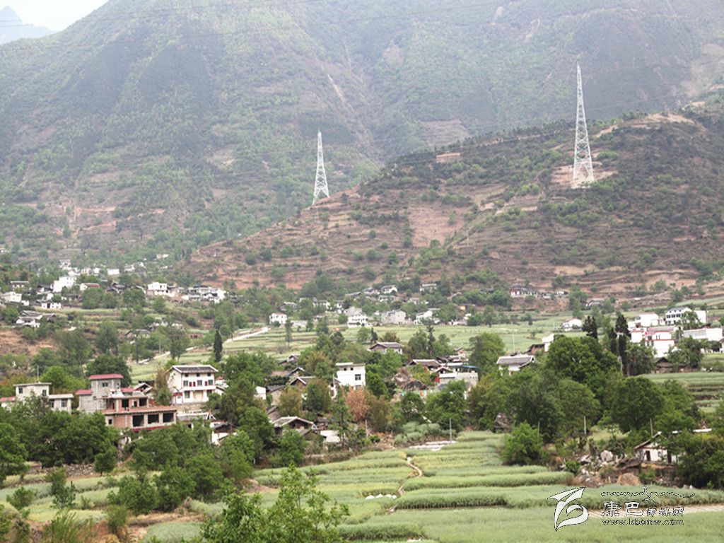 美麗鄉(xiāng)村入畫(huà)來(lái)